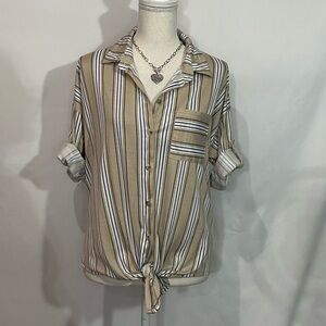 Blouses/flannels/button downs-2 for $20 or 3 for $30 (Mix & Match)